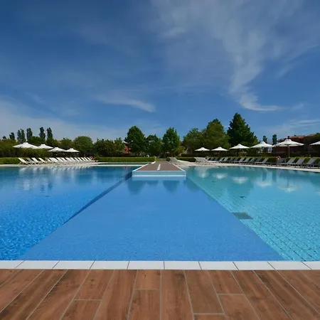 Magica Immobiliare - Golf Village 68 Apartment Lido di Jesolo